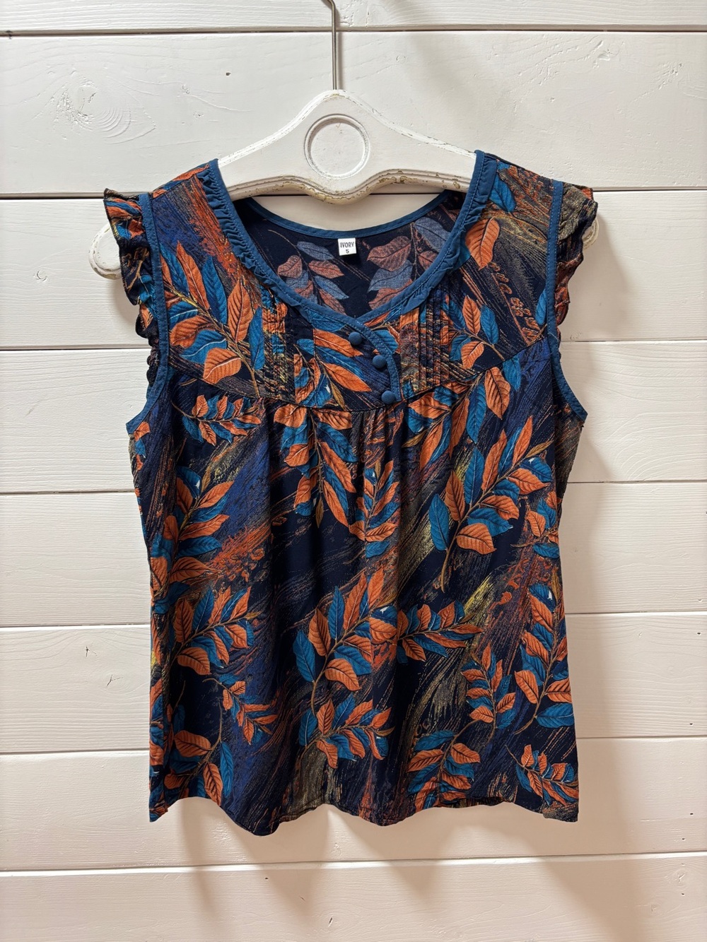 Ivory Leaf Print Sleeveless Top Approx. Size M